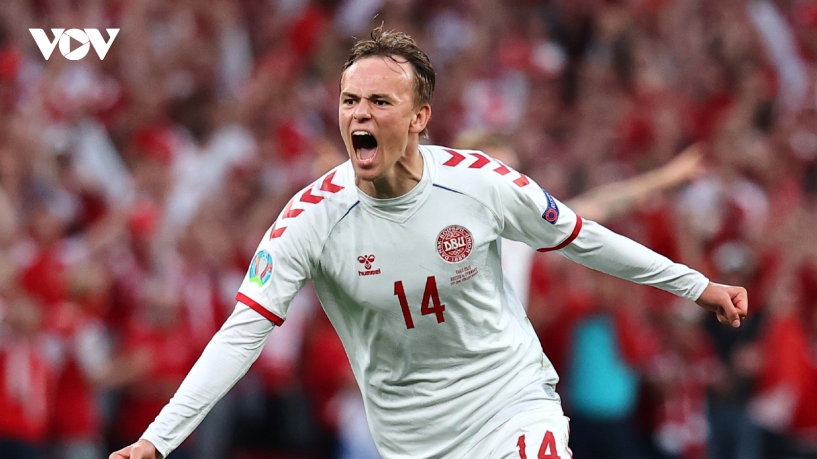 Xác định 2 cặp đấu đầu tiên của vòng 1/8 EURO 2021