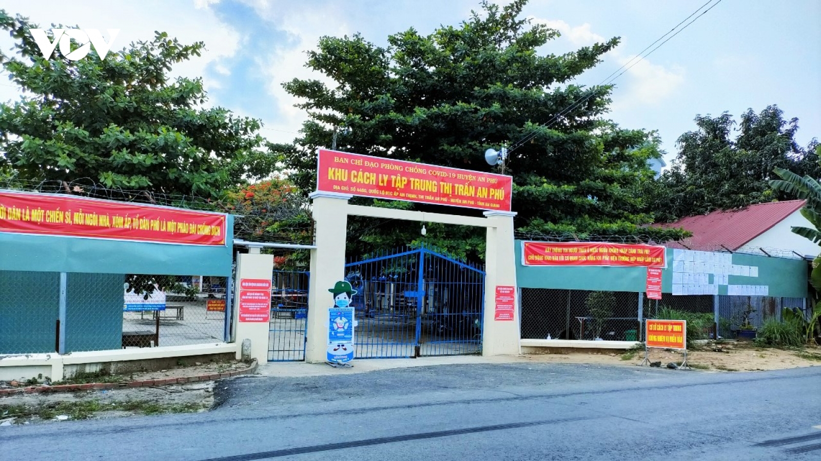 An Giang phát hiện 2 trường hợp nhập cảnh trái phép dương tính với SARS-CoV-2