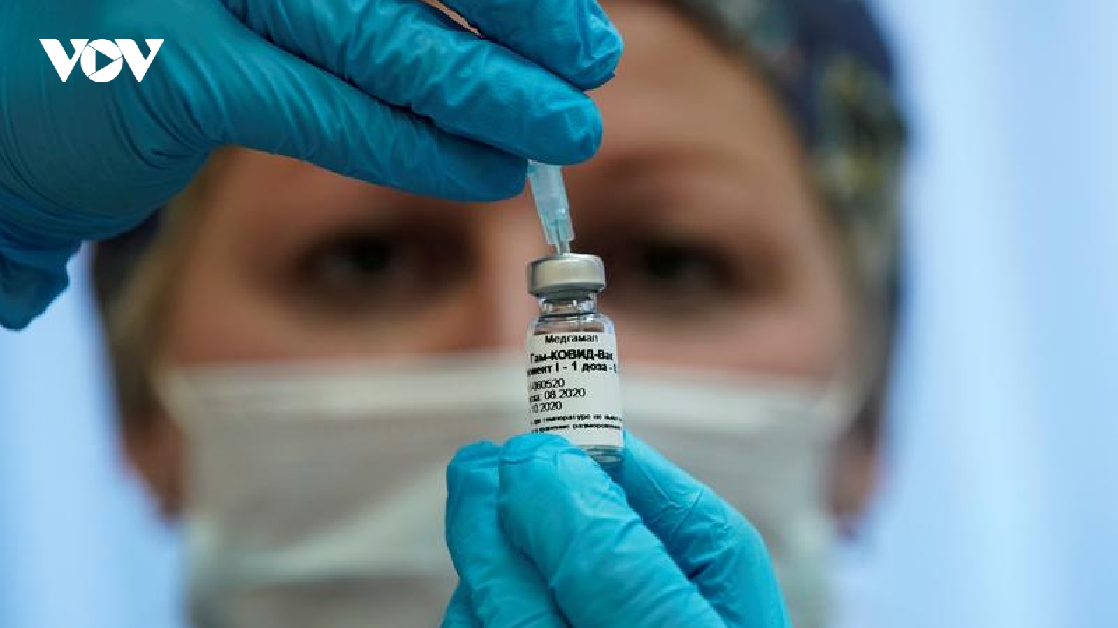Nguồn cung vaccine Covid-19 dư thừa, tốc độ tiêm phòng ở Nga vẫn diễn ra chậm chạp