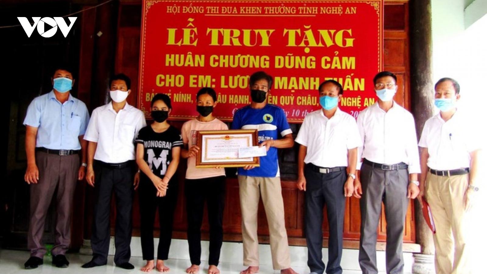 Truy tặng Huân chương dũng cảm cho nam sinh ở Nghệ An quên mình cứu 2 em nhỏ