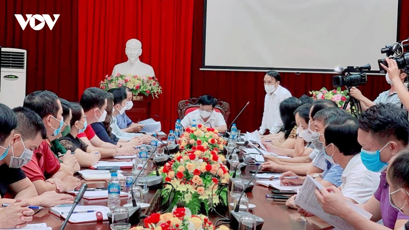 Nghệ An họp khẩn trong đêm sau khi phát hiện một ca dương tính