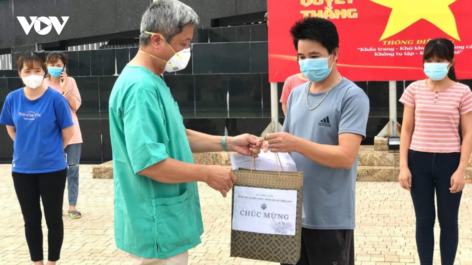 2.500 nhân viên y tế đã tới Bắc Giang hỗ trợ chống dịch Covid-19
