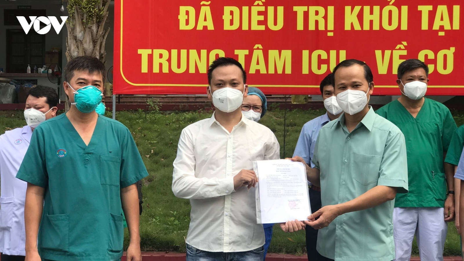 2 ca COVID-19 nặng đầu tiên ở Bắc Giang được công bố khỏi bệnh