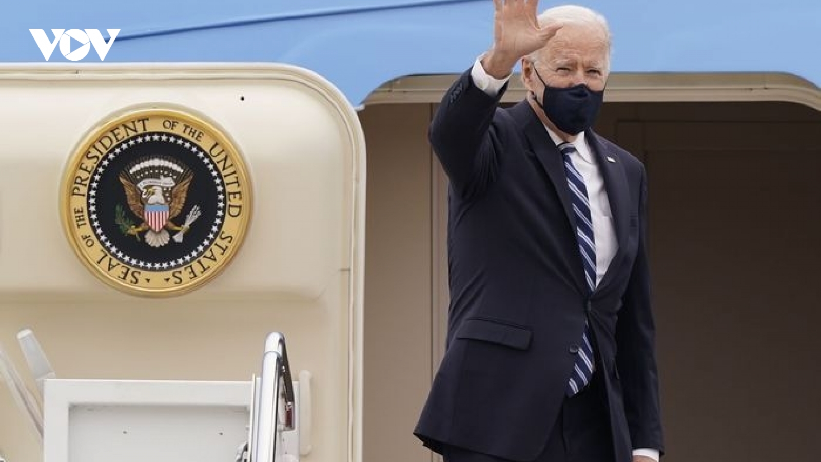 Hai thái cực đối lập trong chuyến công du nước ngoài đầu tiên của Tổng thống Mỹ Biden