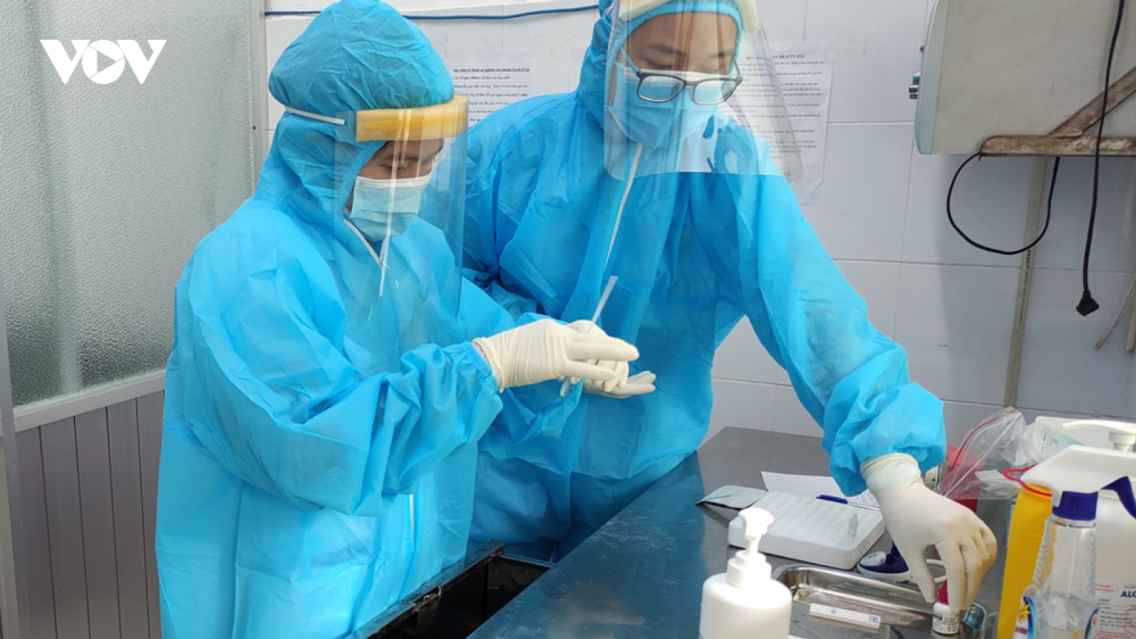 TPHCM ghi nhận thêm 10 ca mắc COVID-19 mới, 10 trường hợp nghi nhiễm