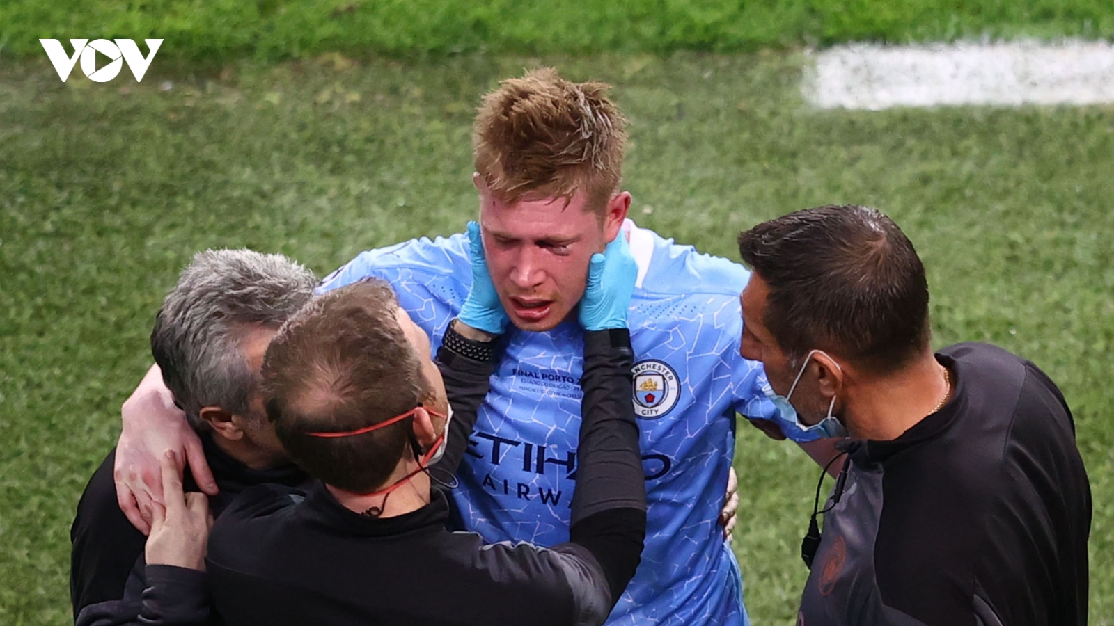 De Bruyne phải đeo mặt nạ khi khoác áo ĐT Bỉ đá EURO 2020