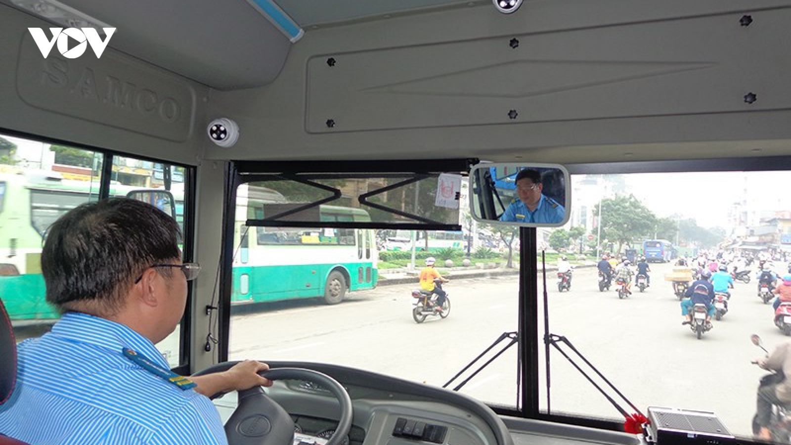 Lùi thời hạn xử phạt xe khách, xe tải chưa lắp đặt camera 