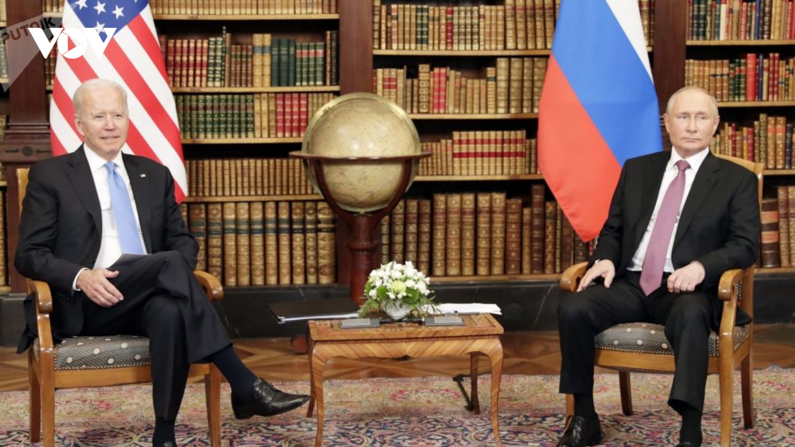 Những chi tiết thú vị trong cuộc gặp thượng đỉnh Biden-Putin đầu tiên