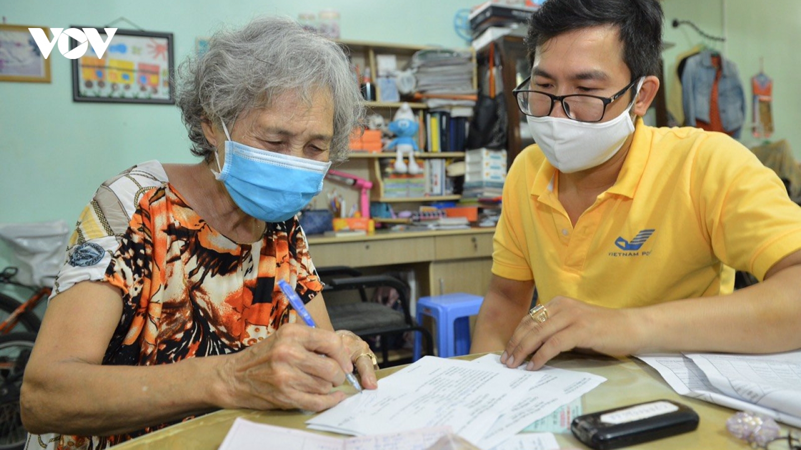 Chi trả lương hưu, trợ cấp BHXH tháng 7 và 8/2021 vào cùng một kỳ chi trả