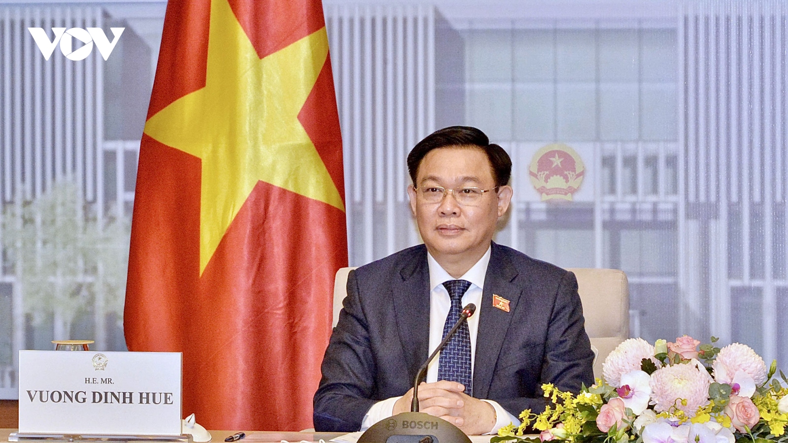 Chủ tịch Quốc hội Vương Đình Huệ hội đàm trực tuyến với Chủ tịch Nhân đại Trung Quốc