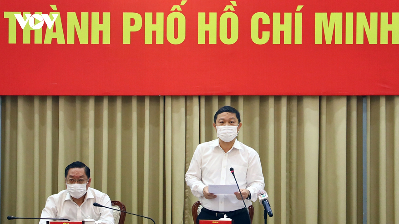 PTT Vũ Đức Đam đề xuất TP.HCM thử nghiệm cho công nhân tự lấy mẫu xét nghiệm