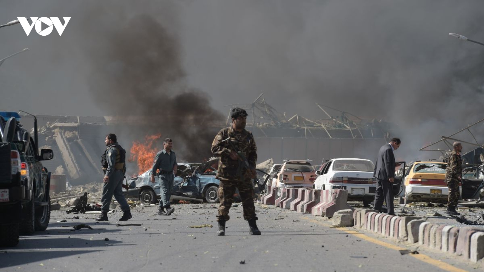 Đánh bom ở Afghanistan, 11 dân thường thiệt mạng