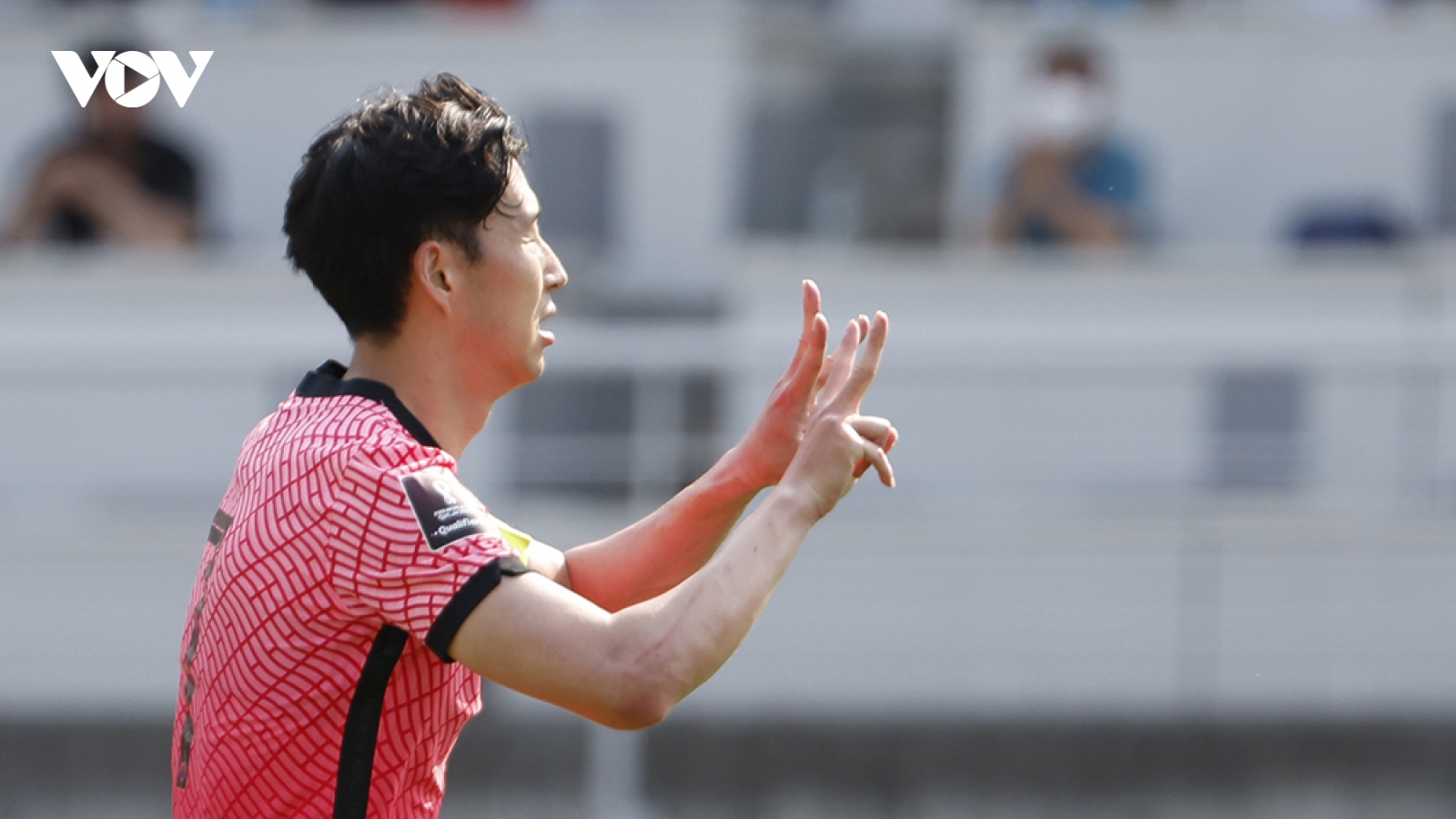 Son Heung Min "giải cứu" Hàn Quốc, ĐT Việt Nam 99% có vé dự vòng loại 3 World Cup 2022