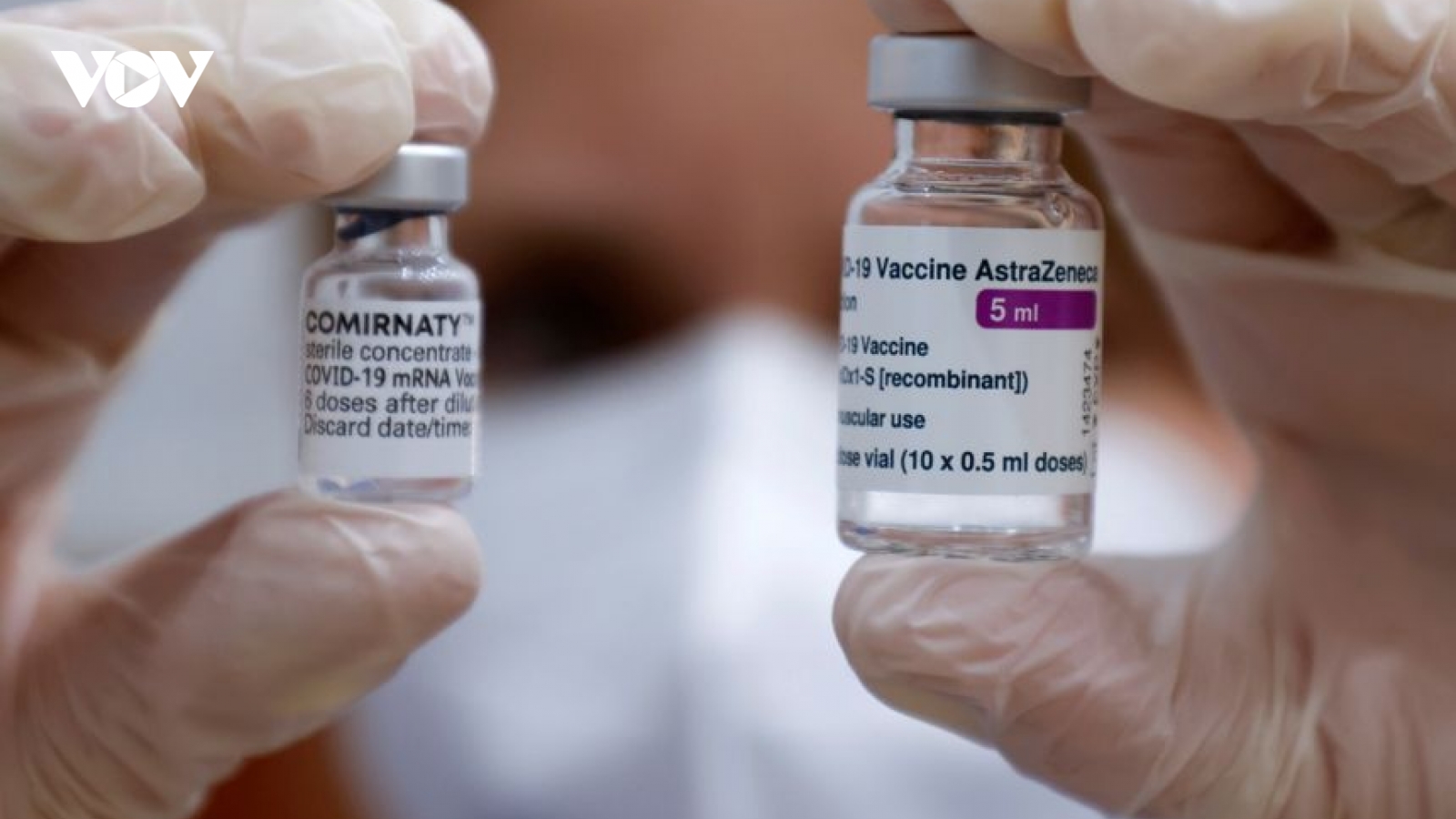 Kết hợp vaccine AstraZeneca và Pfizer cho hiệu quả miễn dịch cao
