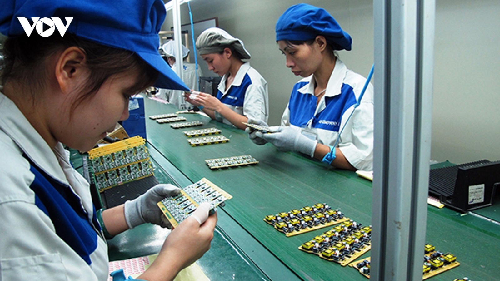 Vốn FDI chảy mạnh vào các khu công nghiệp, khu kinh tế 5 tháng qua