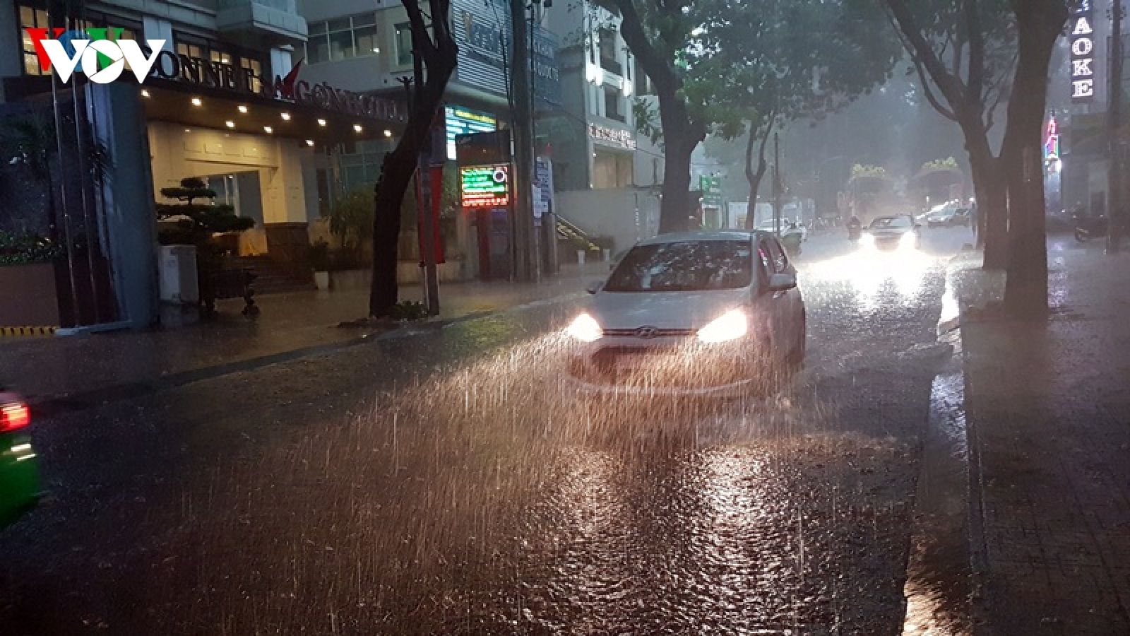 Dự báo thời tiết hôm nay: Mưa to đến rất to và dông ở nhiều tỉnh, thành