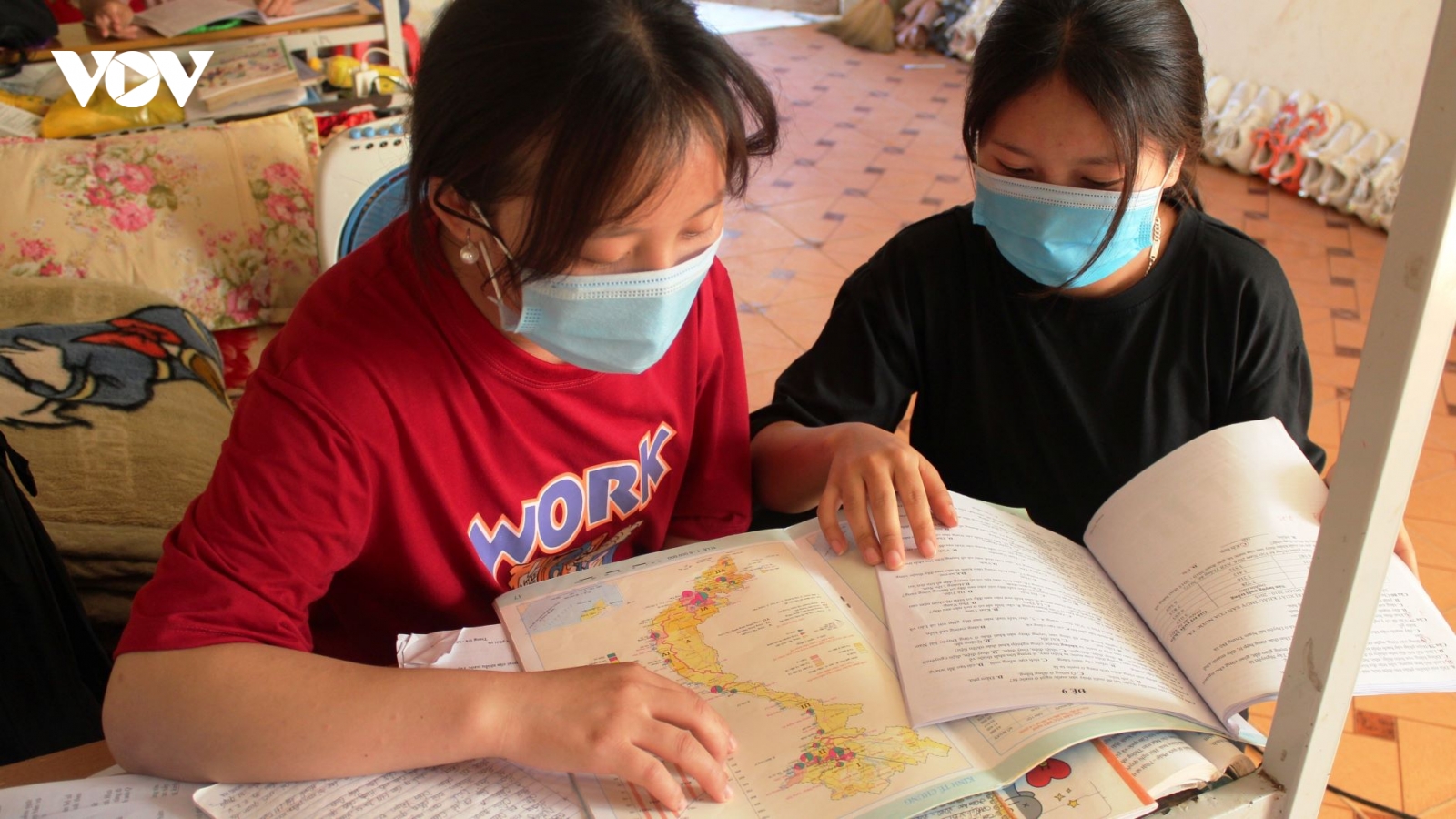 Thầy cô giáo vùng cao Sơn La tiếp sức mùa thi miễn phí cho học trò