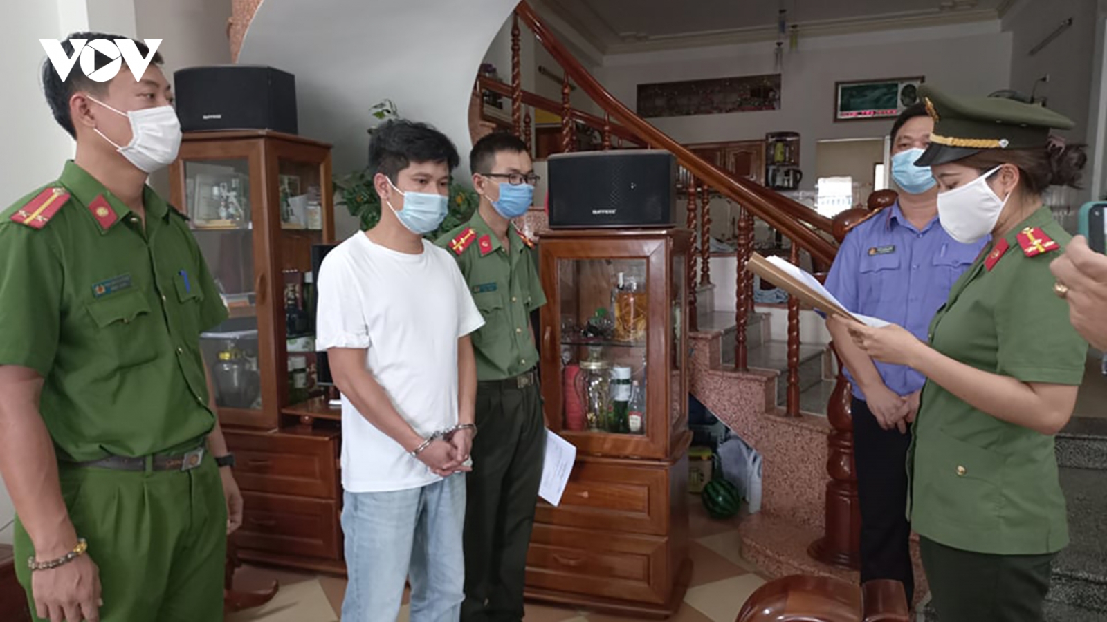 Khởi tố thêm 4 giám đốc trong đường dây tổ chức cho người nước ngoài nhập cảnh trái phép