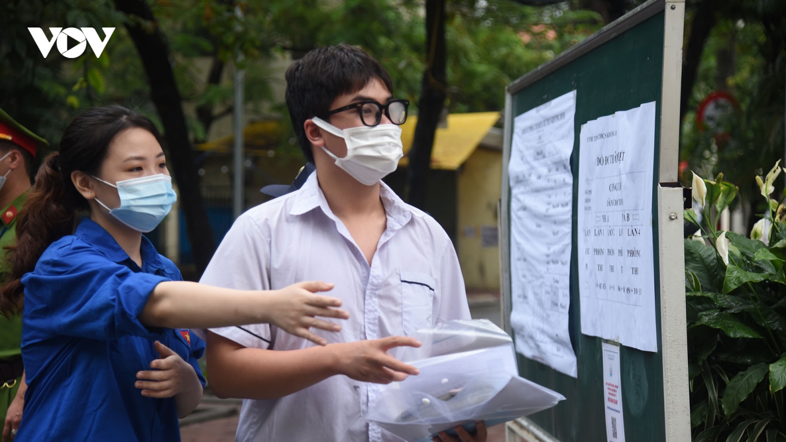 Đề thi Lịch sử vào lớp 10 ở Hà Nội