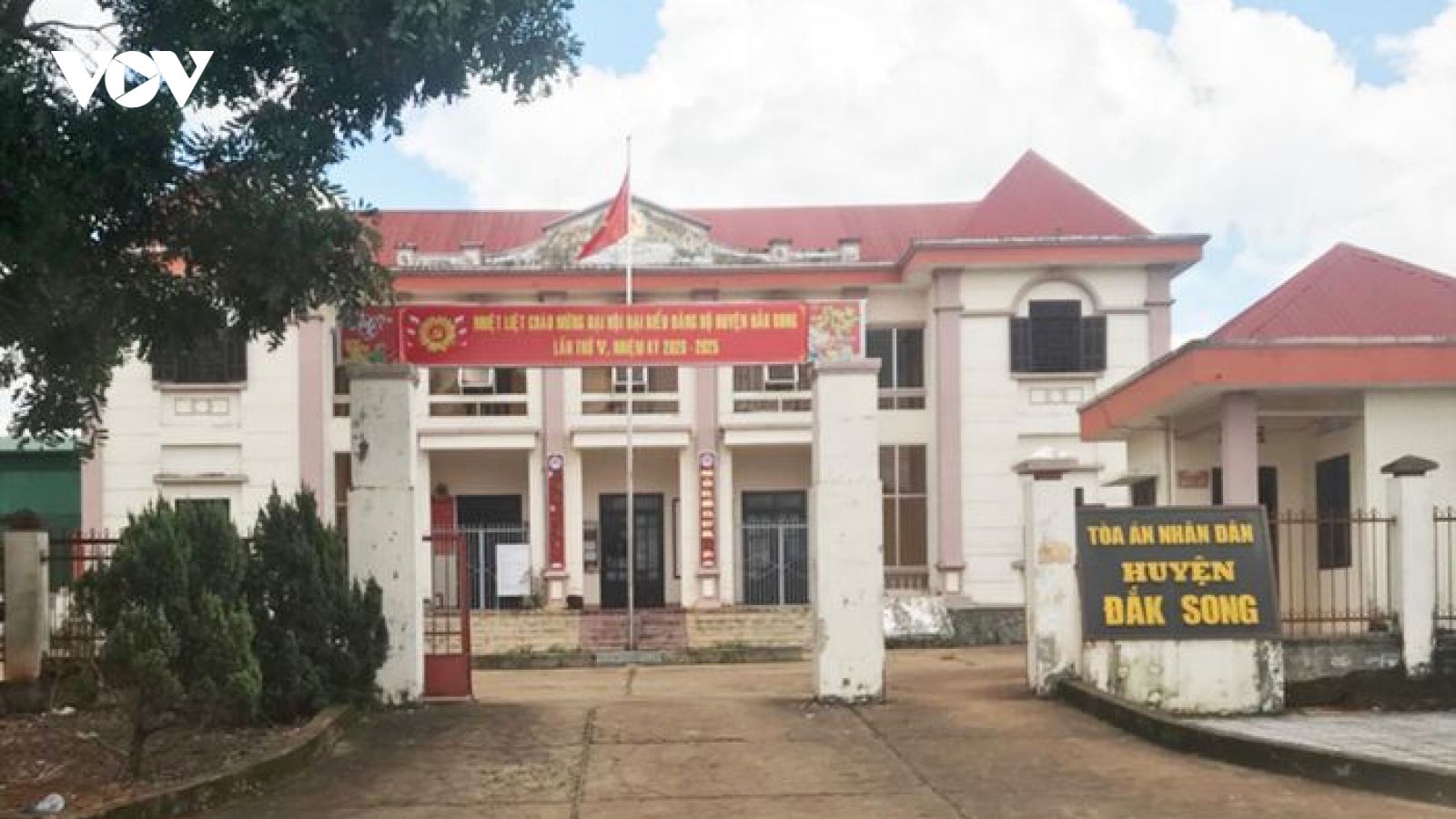 Lập khống 57 hồ sơ vụ án dân sự: Có dấu hiệu tội phạm
