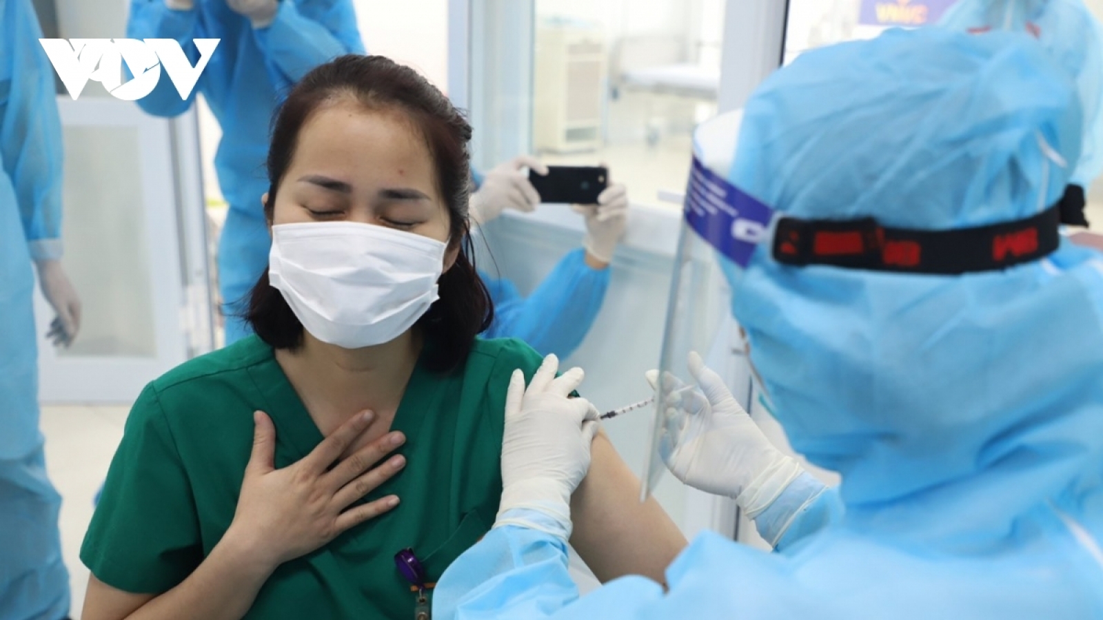 Sẽ báo cáo Thủ tướng những đơn vị chậm triển khai tiêm vaccine COVID-19