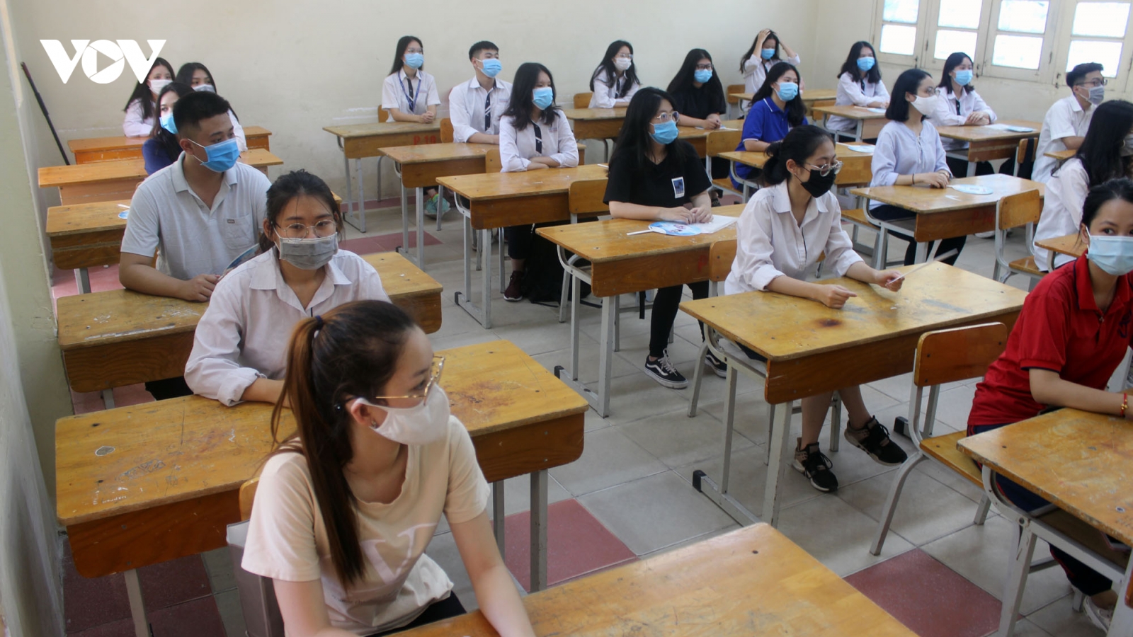 Dịch Covid -19 phức tạp, nhiều địa phương lùi lịch thi tuyển sinh vào lớp 10