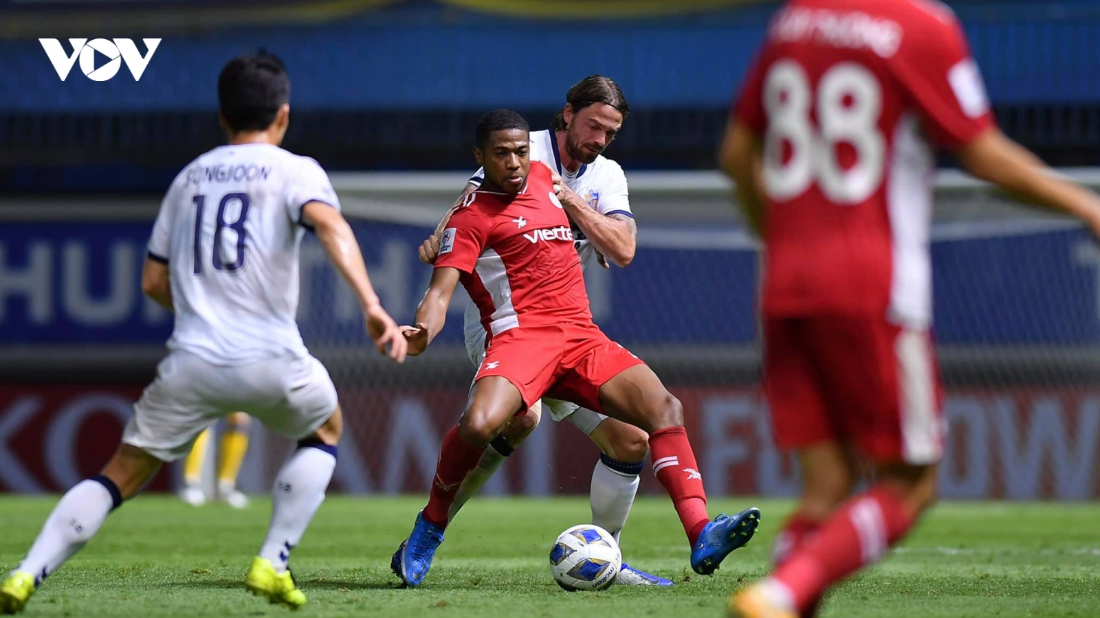 Quế Ngọc Hải và Trọng Hoàng trở lại, Viettel thiếu ngoại binh khi đấu Kaya FC