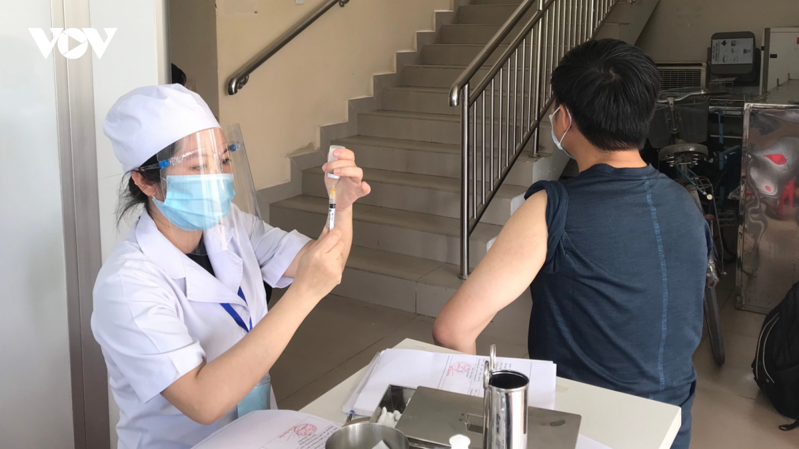 Tình cờ đi xét nghiệm, tài xế Grab phát hiện dương tính SARS CoV-2