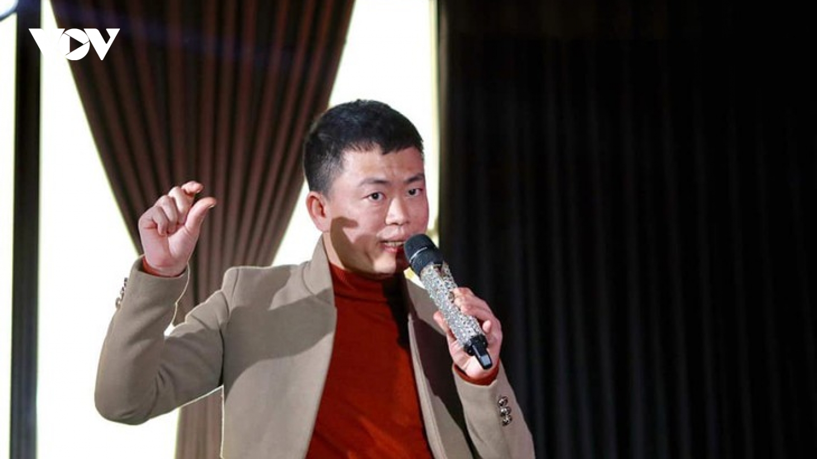 Thực trạng đội ngũ trẻ làm phê bình văn học văn học Việt