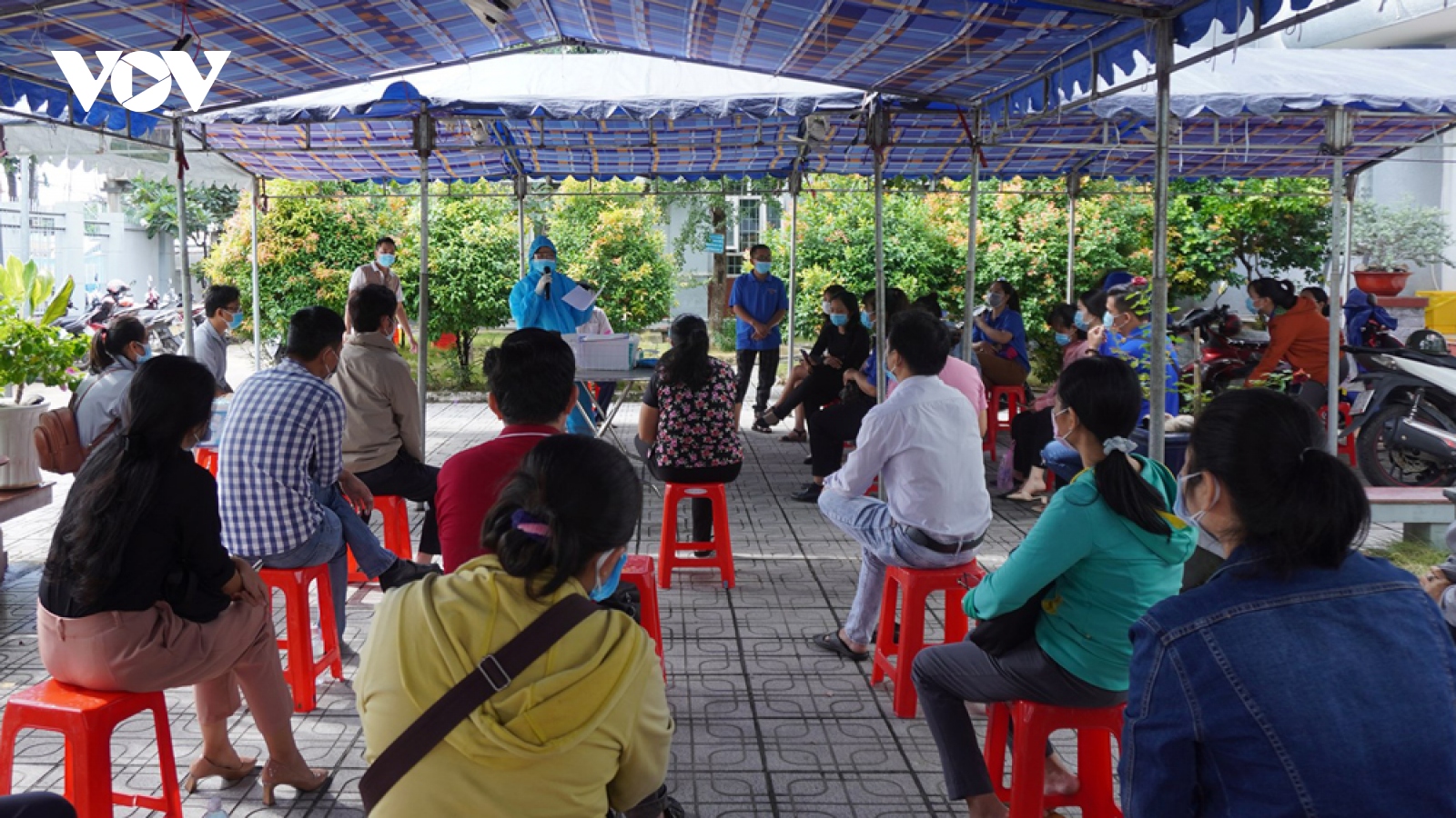 Bình Dương và Cần Thơ ghi nhận thêm hàng trăm ca mắc Covid-19