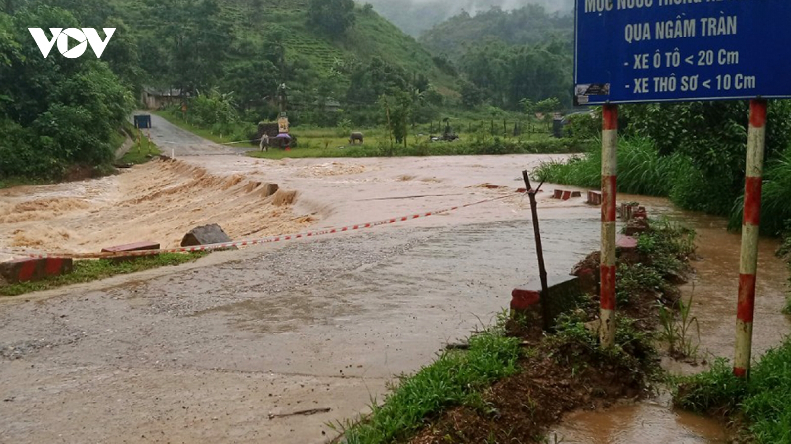 Mưa lớn ở Lai Châu gây ngập úng nhiều tuyến quốc lộ, tỉnh lộ
