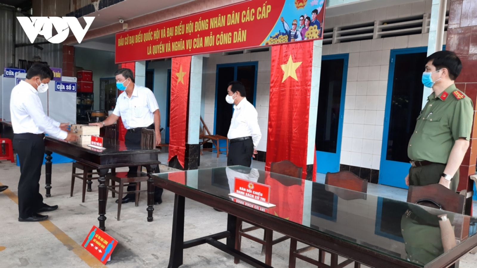 Phê chuẩn kết quả bầu Chủ tịch, Phó Chủ tịch HĐND một số địa phương