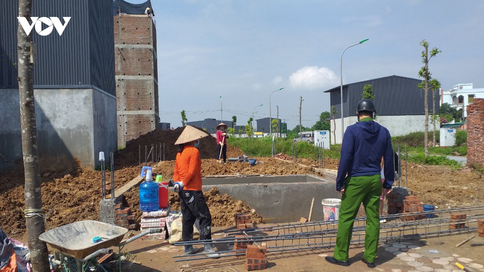 Hà Nội yêu cầu ngừng thi công xây nhà, công trình dân dụng