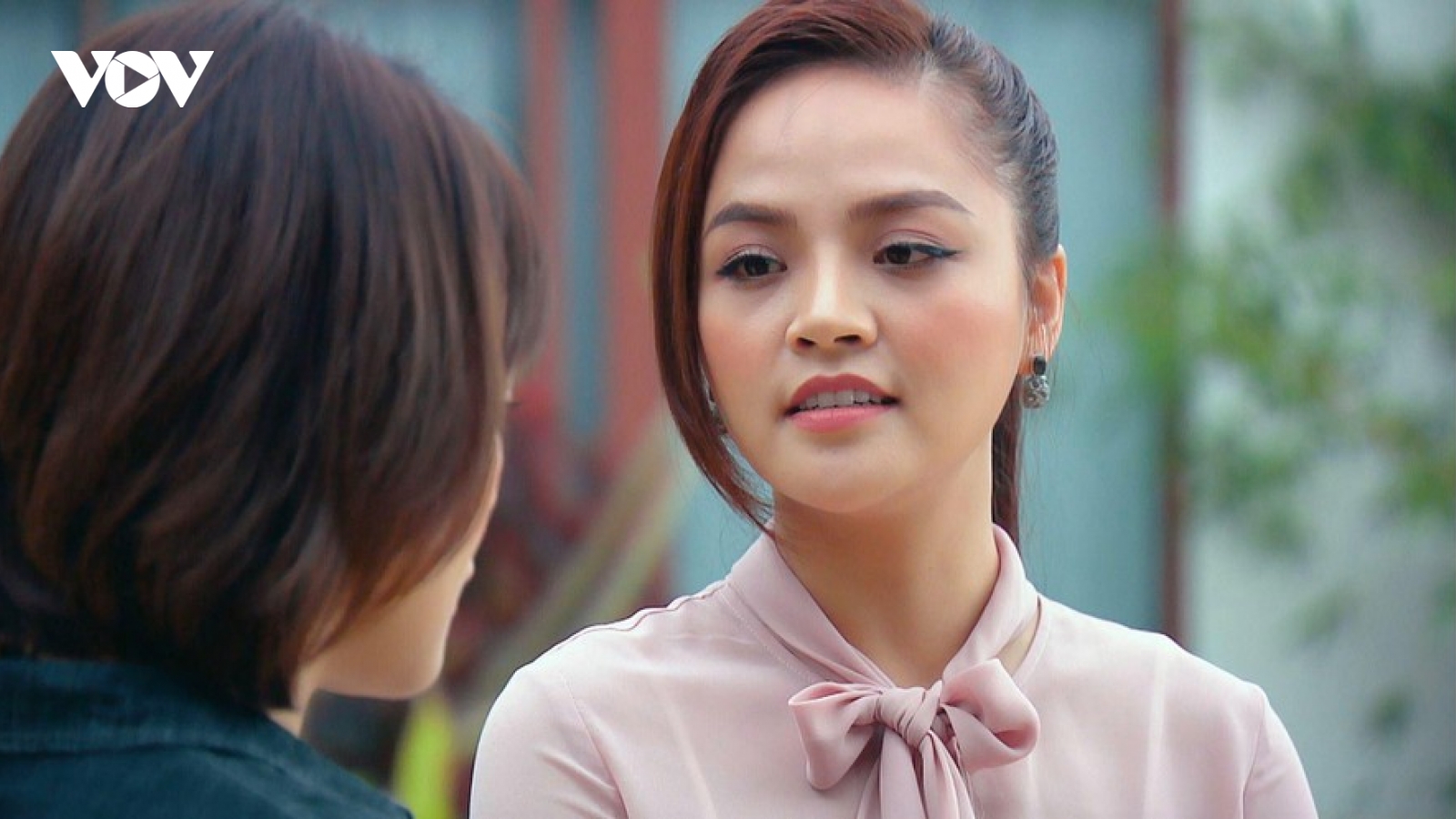 Chuyện showbiz: Thu Quỳnh tự cách ly để chạy sóng "Hương vị tình thân" phần 2
