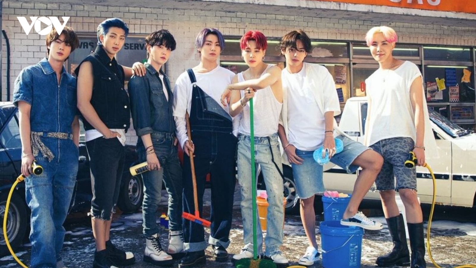 BTS phá kỷ lục của chính mình trên Billboard với bản hit "thổi bay" Covid-19