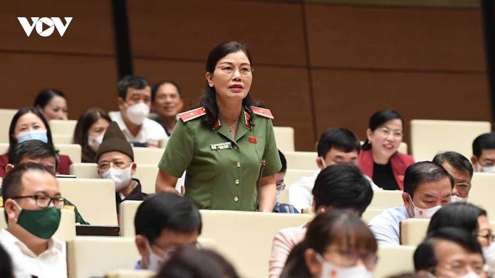Quốc hội thảo luận về giảm nghèo bền vững và xây dựng nông thôn mới