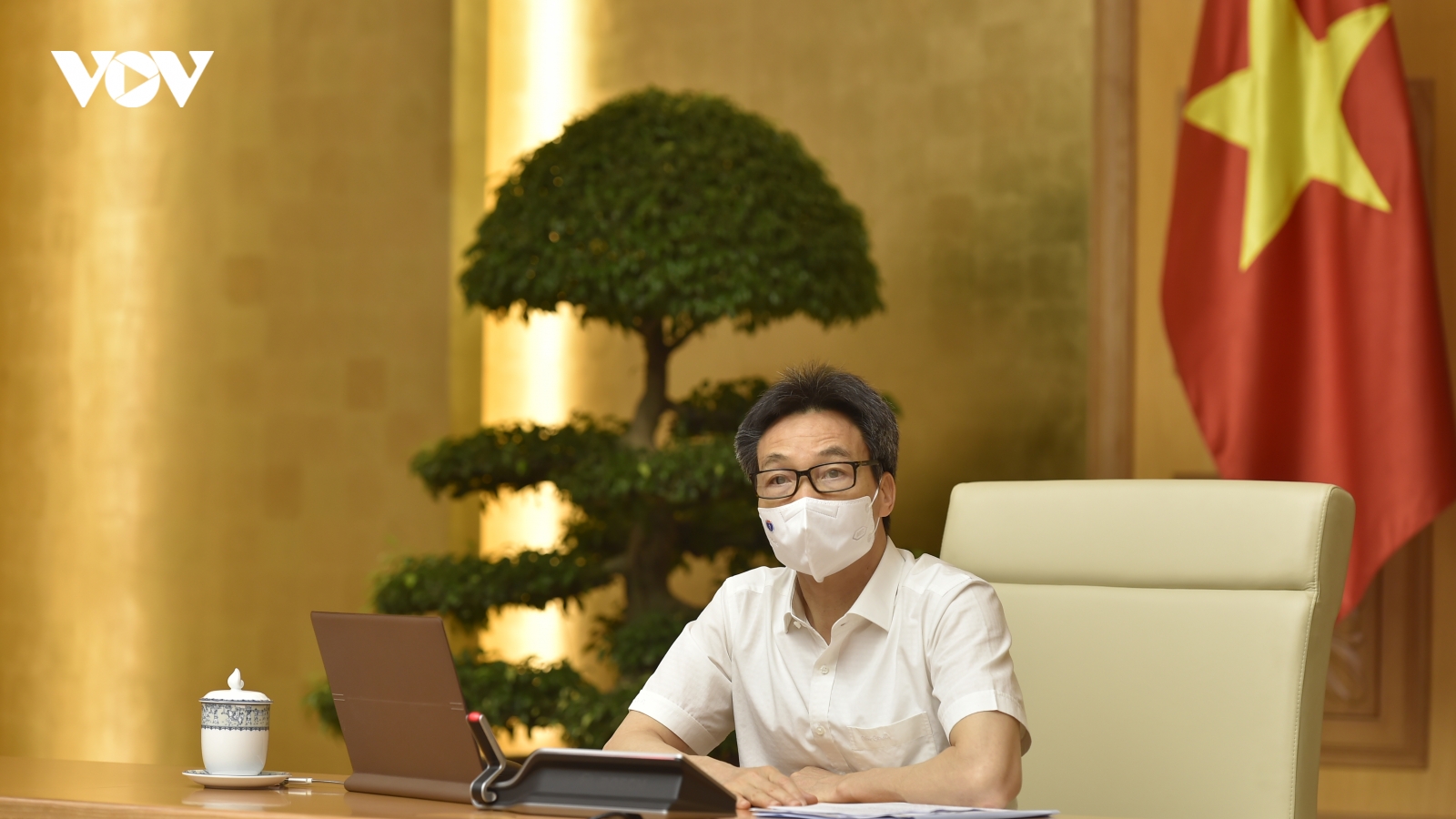 Phó Thủ tướng Vũ Đức Đam: Cần cách chống dịch mới cho TP.HCM, Bình Dương...