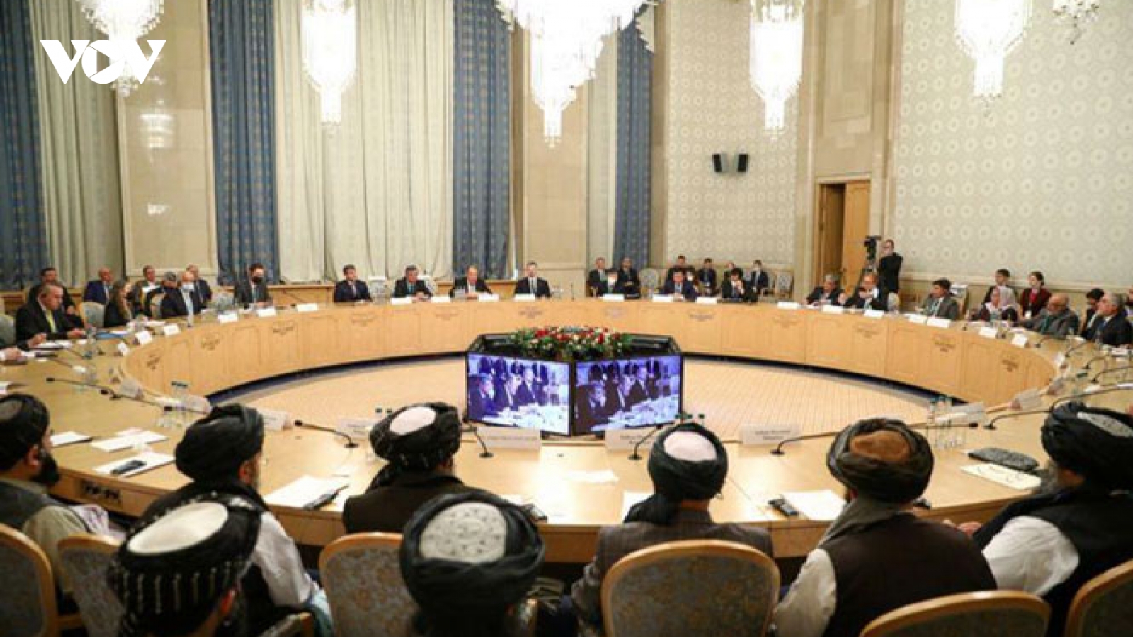 Hòa đàm Afghanistan diễn ra trong “tiếng súng”