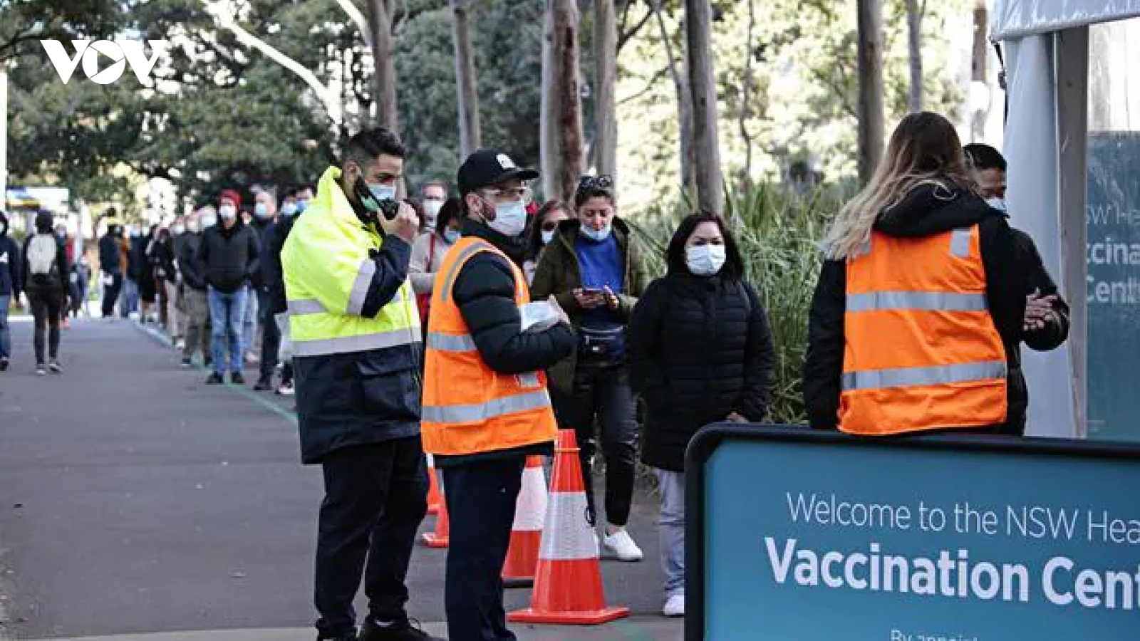 Xác định tỷ lệ tiêm chủng vaccine Covid-19 cần thiết để Australia mở cửa trở lại