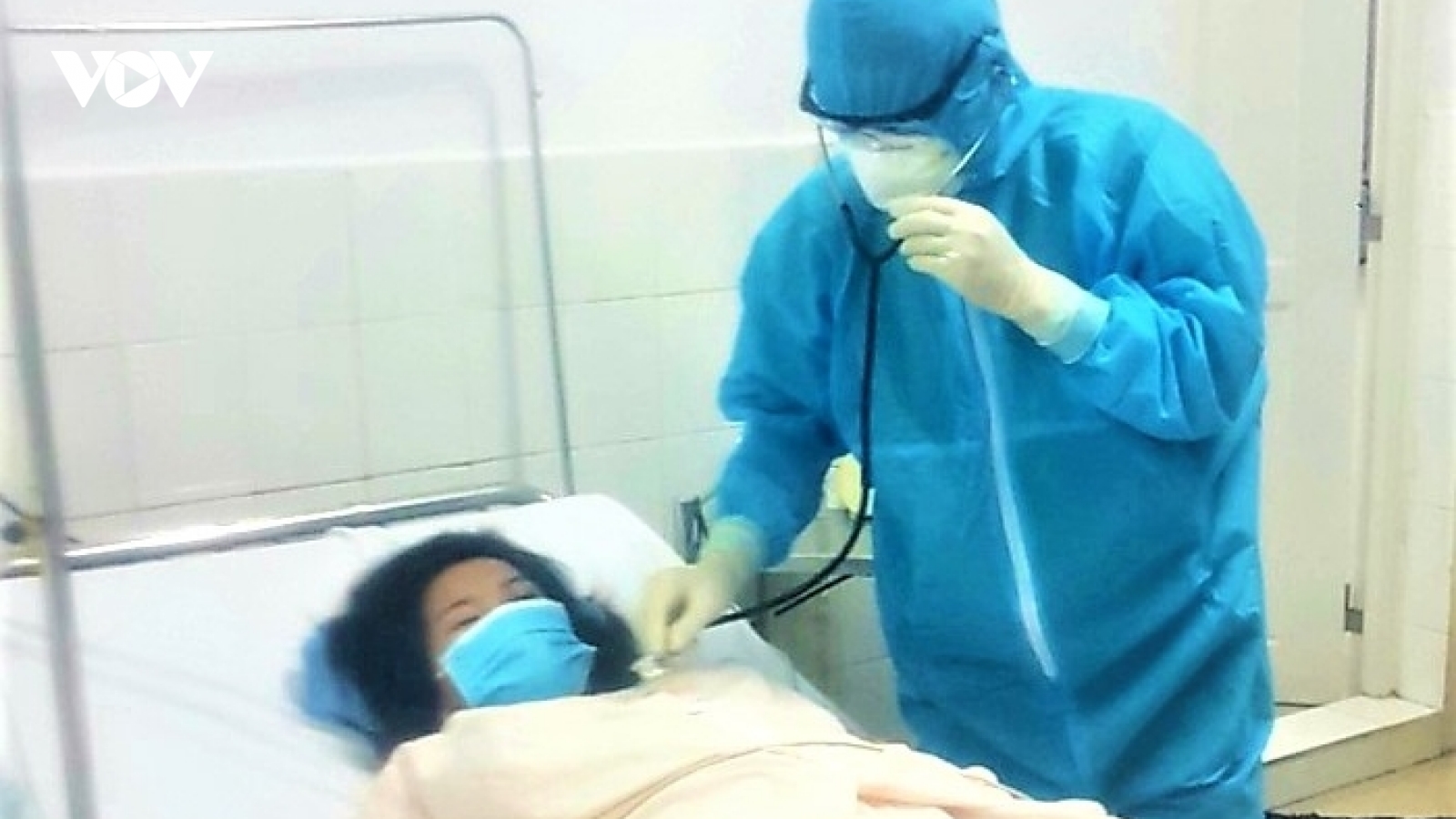Một sản phụ nghi mắc COVID-19 được phẫu thuật bắt con an toàn