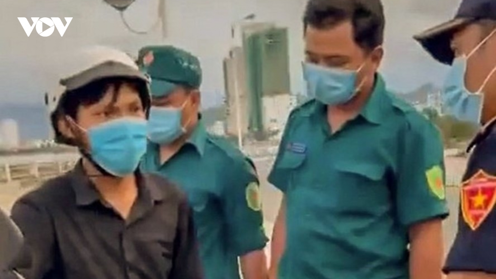 Vụ "Bánh mì không phải hàng thiết yếu": Nam công nhân được bố trí việc làm