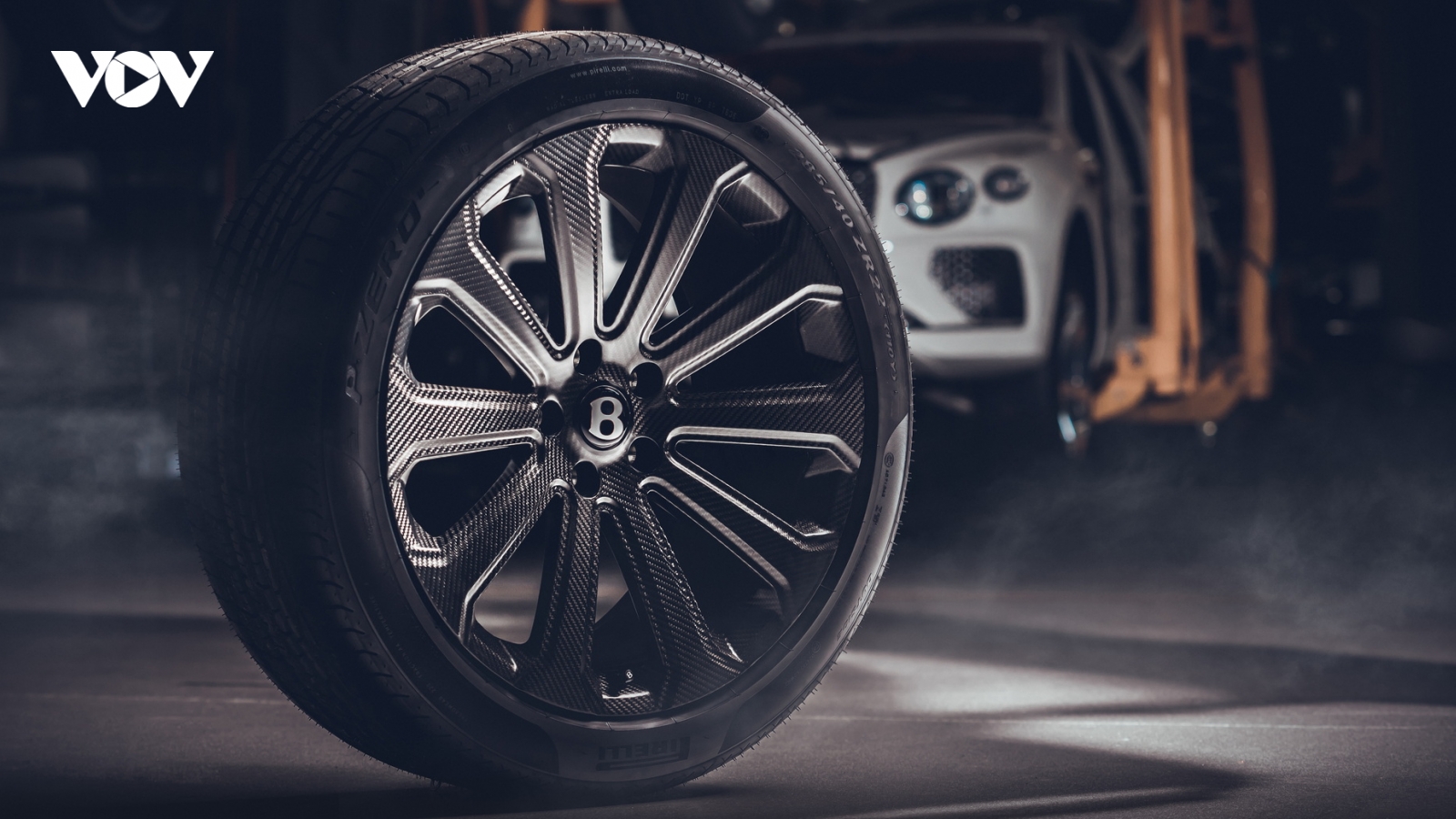 Bentley ra mắt tùy chọn mâm xe sợi carbon cho SUV Bentayga