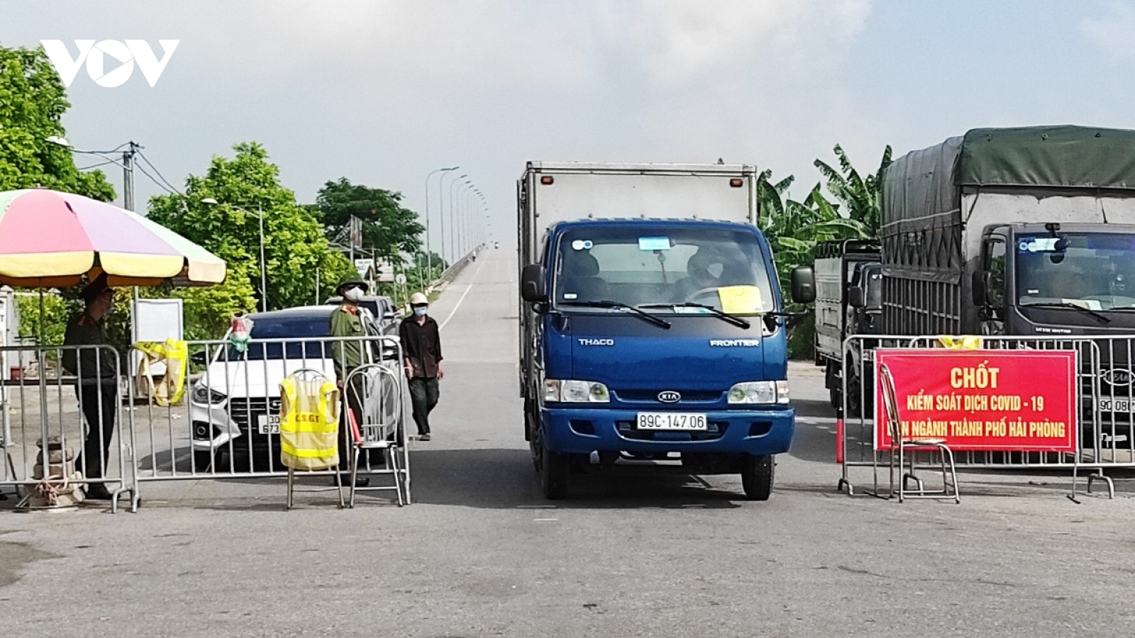 Hải Phòng lập 3 vòng kiểm soát dịch bệnh đối với các phương tiện vận tải