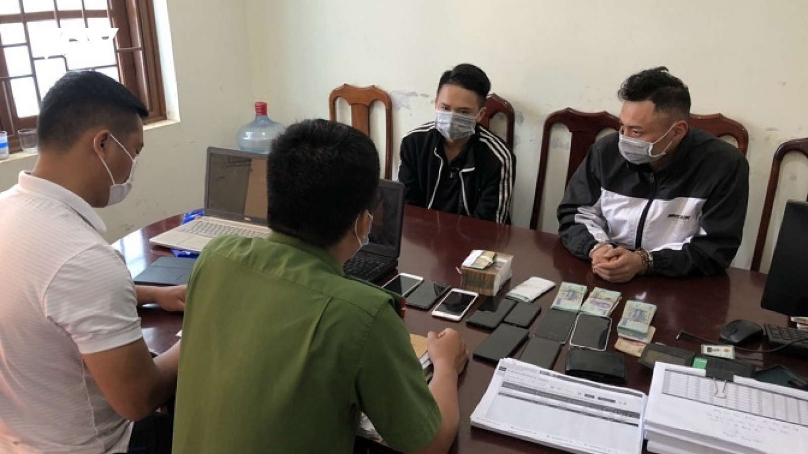 Đắk Nông triệt phá đường dây cá độ bóng đá qua mạng với số tiền giao dịch trên 40 tỷ đồng