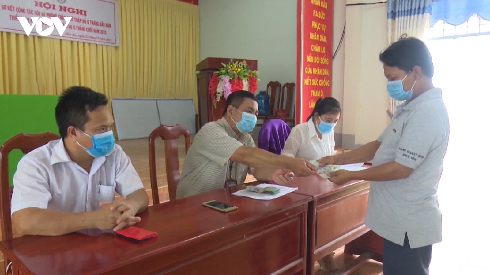 Hậu Giang đề nghị Thành phố Hồ Chí Minh hỗ trợ để đón người dân trở về tỉnh