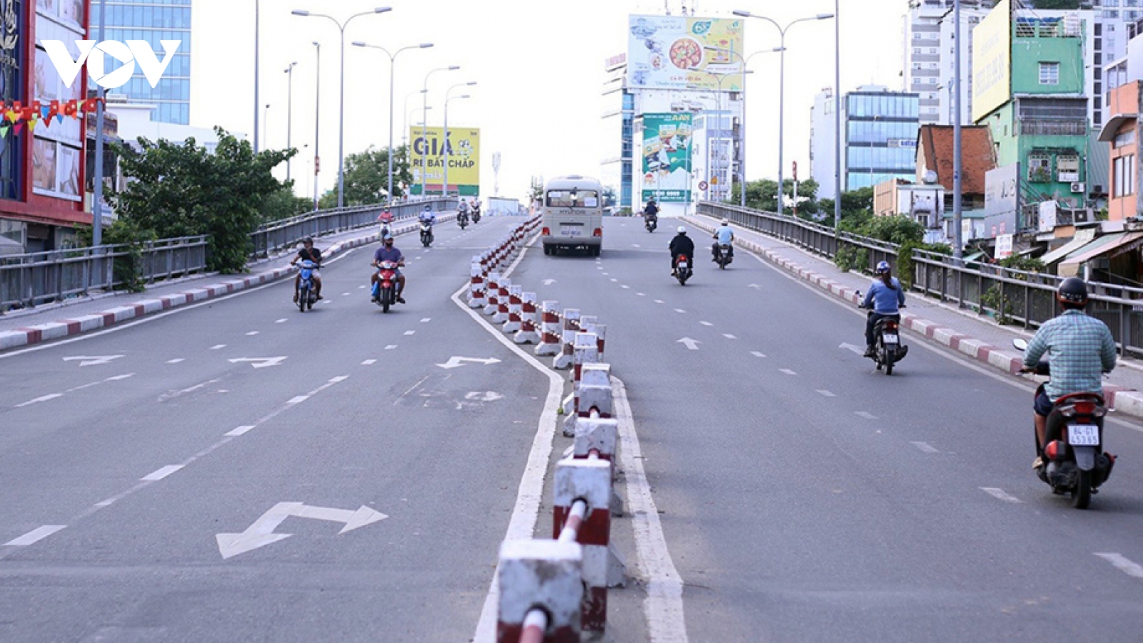 TP.HCM không kiểm tra giấy xét nghiệm SARS-CoV-2 người lưu thông trong thành phố