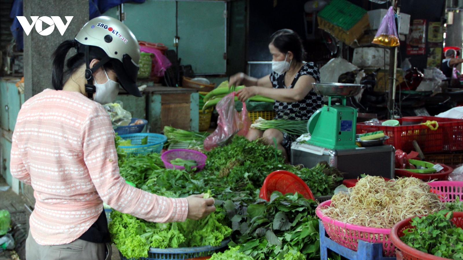 Đóng cửa 3 chợ đầu mối, TP.HCM thiếu hàng hoá cục bộ vài nơi