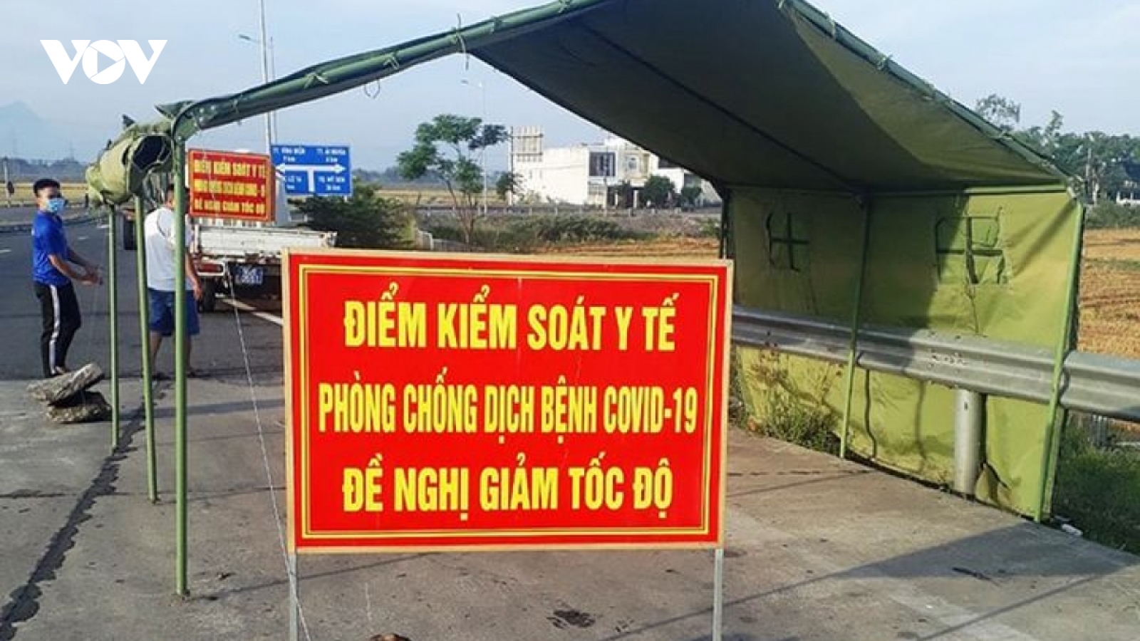 Người từ Hà Nội về Hưng Yên phải có giấy xét nghiệm âm tính với SARS-CoV-2