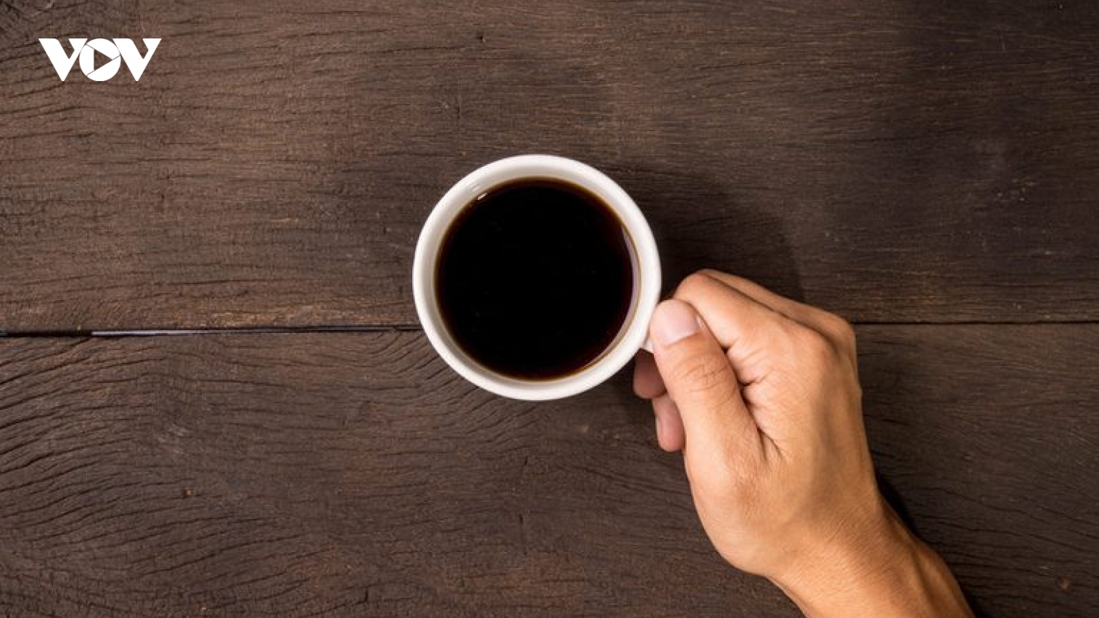 Mẹo giúp bạn yên tâm uống cà phê mà không lo xỉn răng