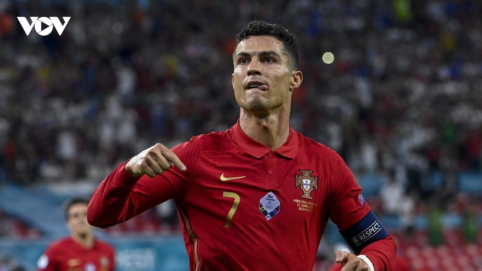 Cristiano Ronaldo chính thức trở thành Vua phá lưới EURO 2021